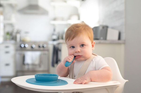 EZPZ Tiny Spoon Mavi