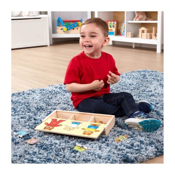 Ahşap Ayıcık Ailesi - Değiş Tokuş Giydirme Yapbozu