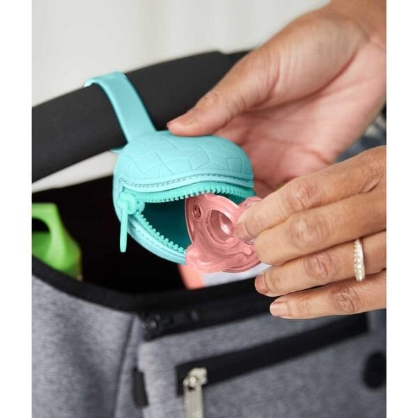 Skip Hop Grab&Go Silikon Emzik Kabı - Mavi