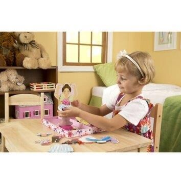 Melissa & Doug Ahşap Mıknatıslı Giydirme - Balerin