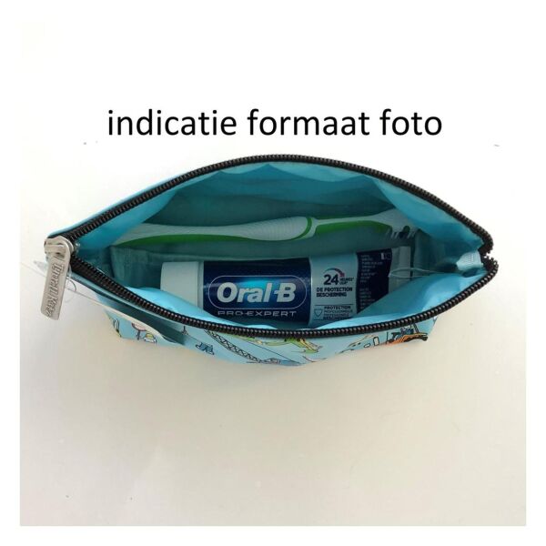 Tyrrell Katz Kişisel Bakım Çantası- Cars