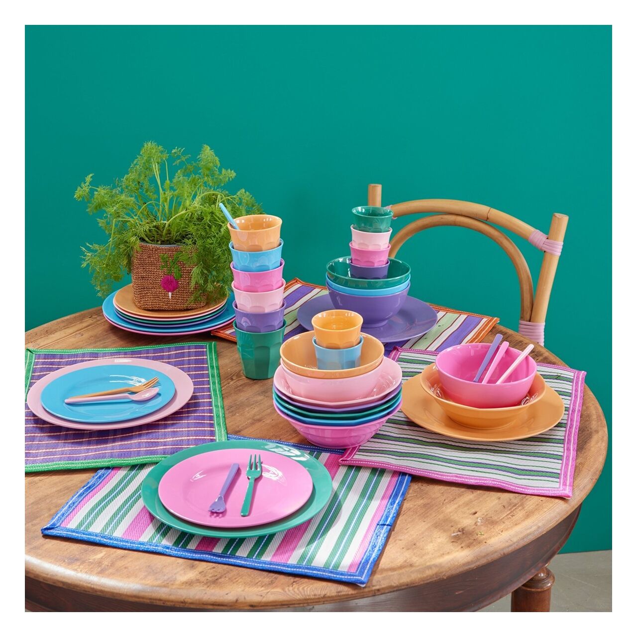 Melamin Yemek Tabağı - Koyu Pembe