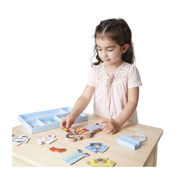 Melissa & Doug Ahşap Mıknatıslı Giydirme - Julia