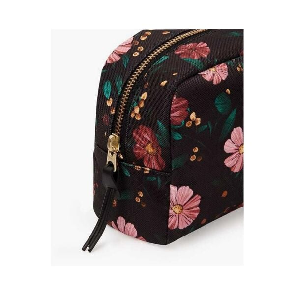 Black Flowers Big Beauty